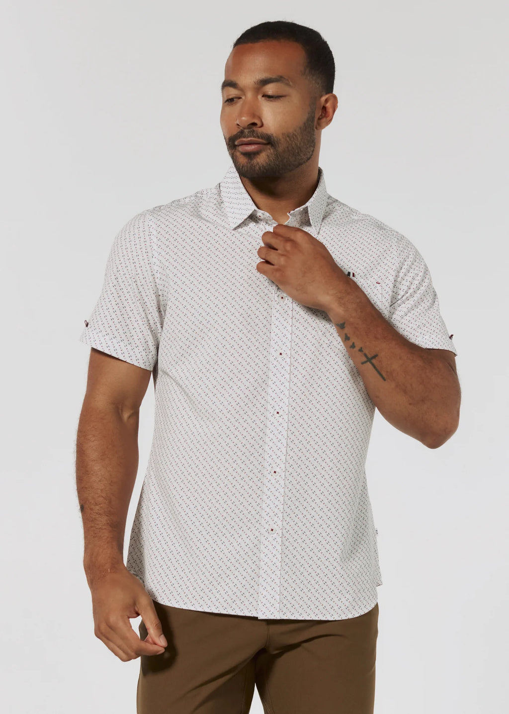 SMK-7930 White Arcos Short Sleeve Shirt 7 Diamonds
